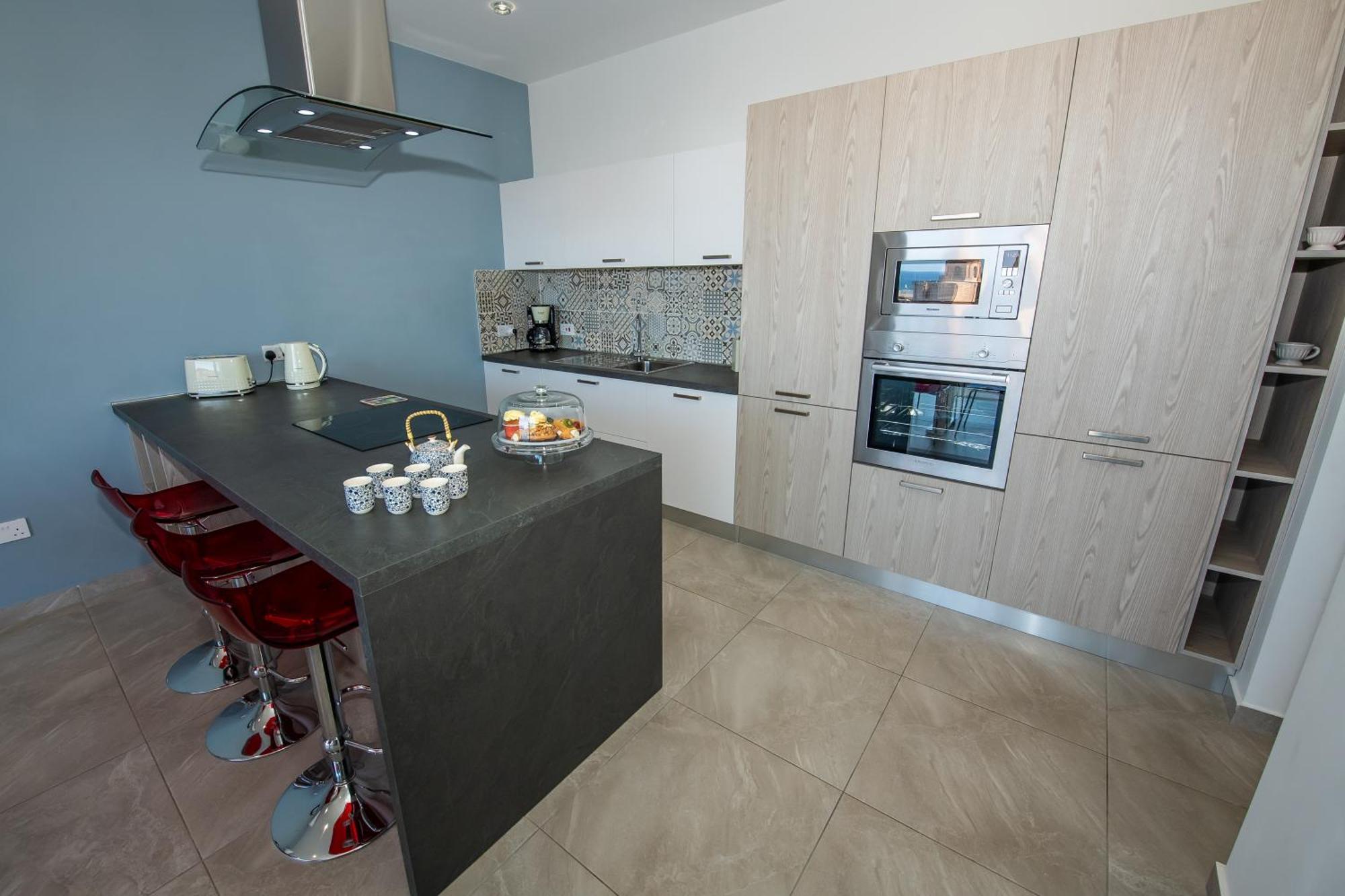 Clifftop Modern Apartment メーリッハ エクステリア 写真